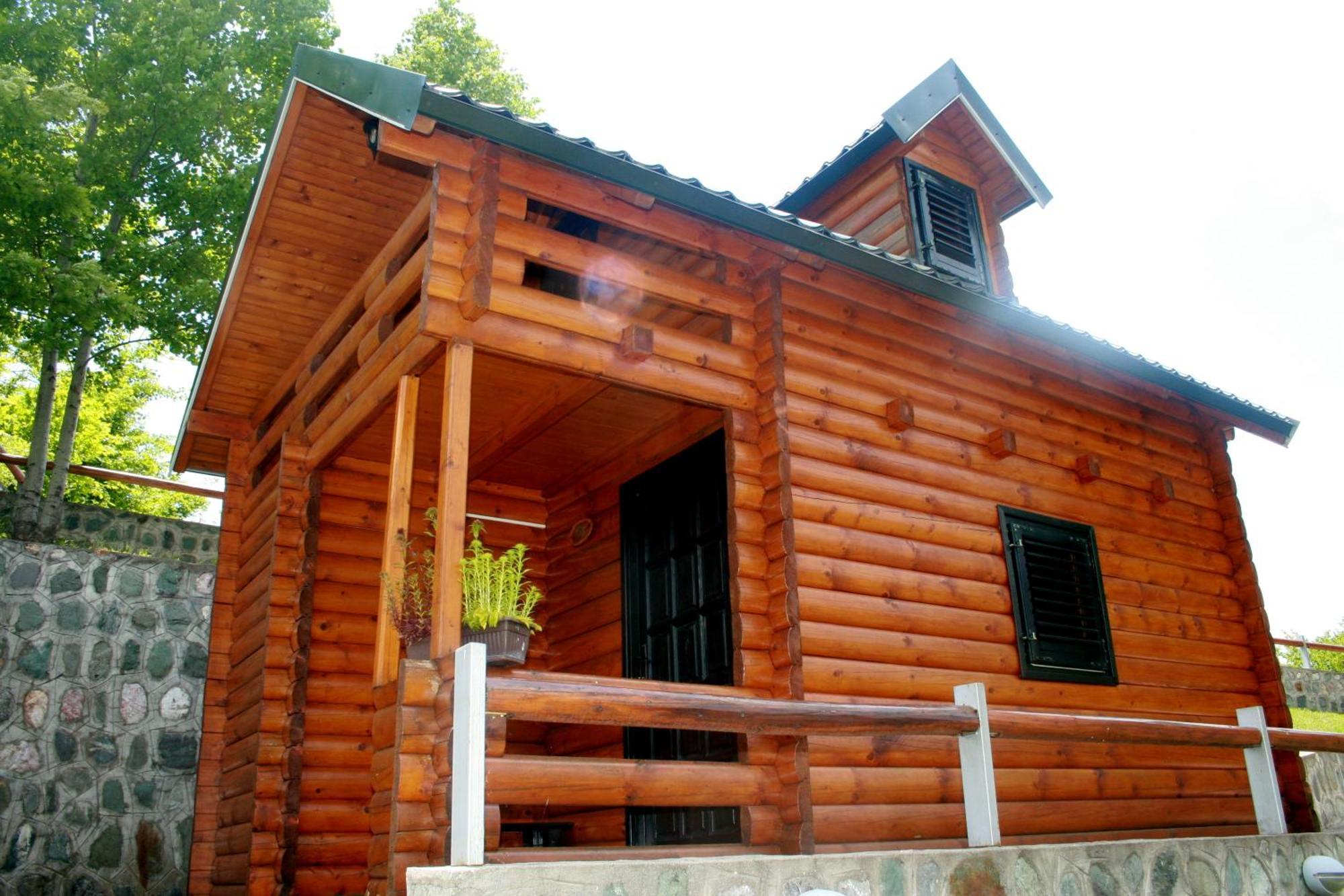 Motel Krstac Mojkovac Bilik gambar